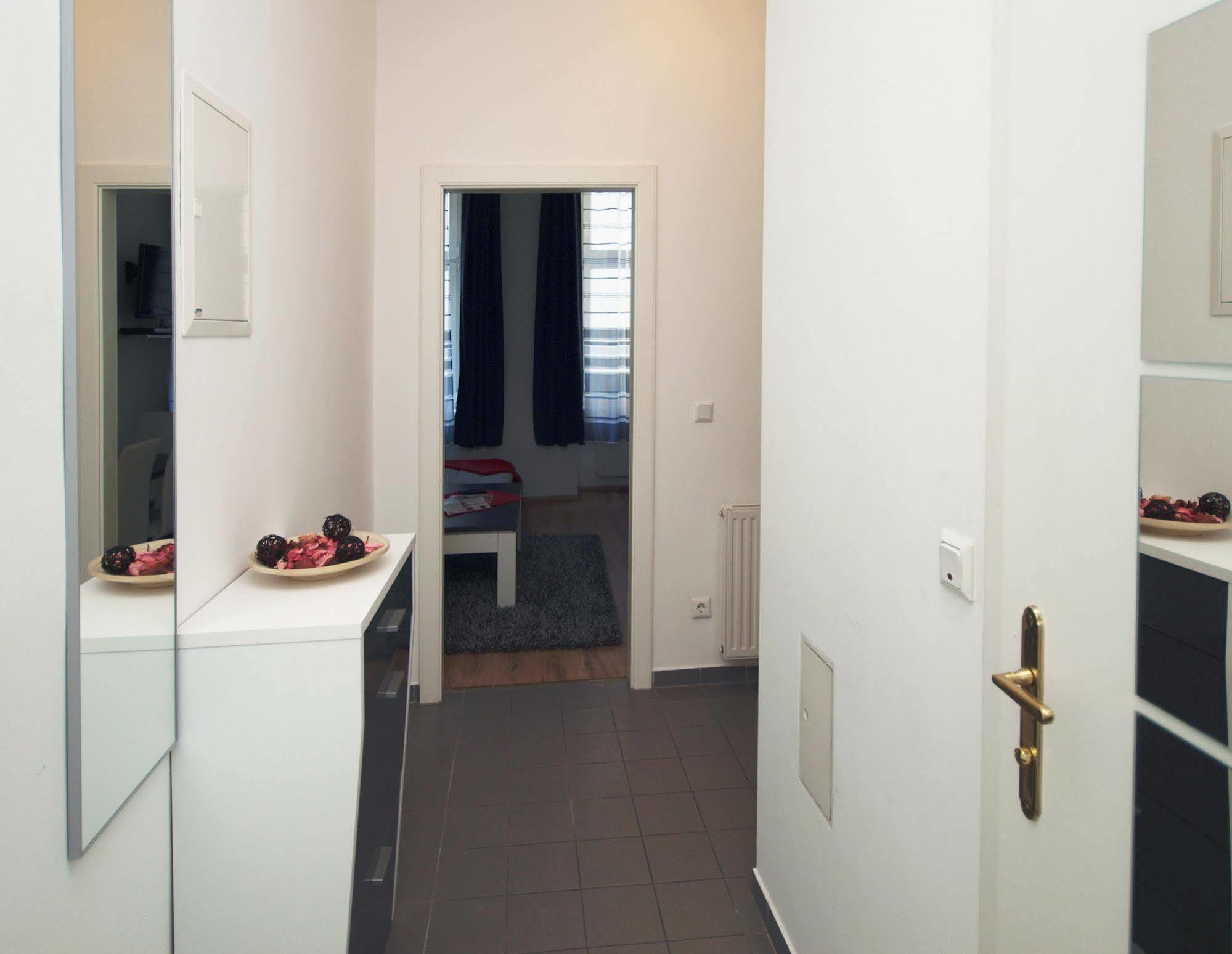 Appartement Checkvienna - Ruedengasse Extérieur photo